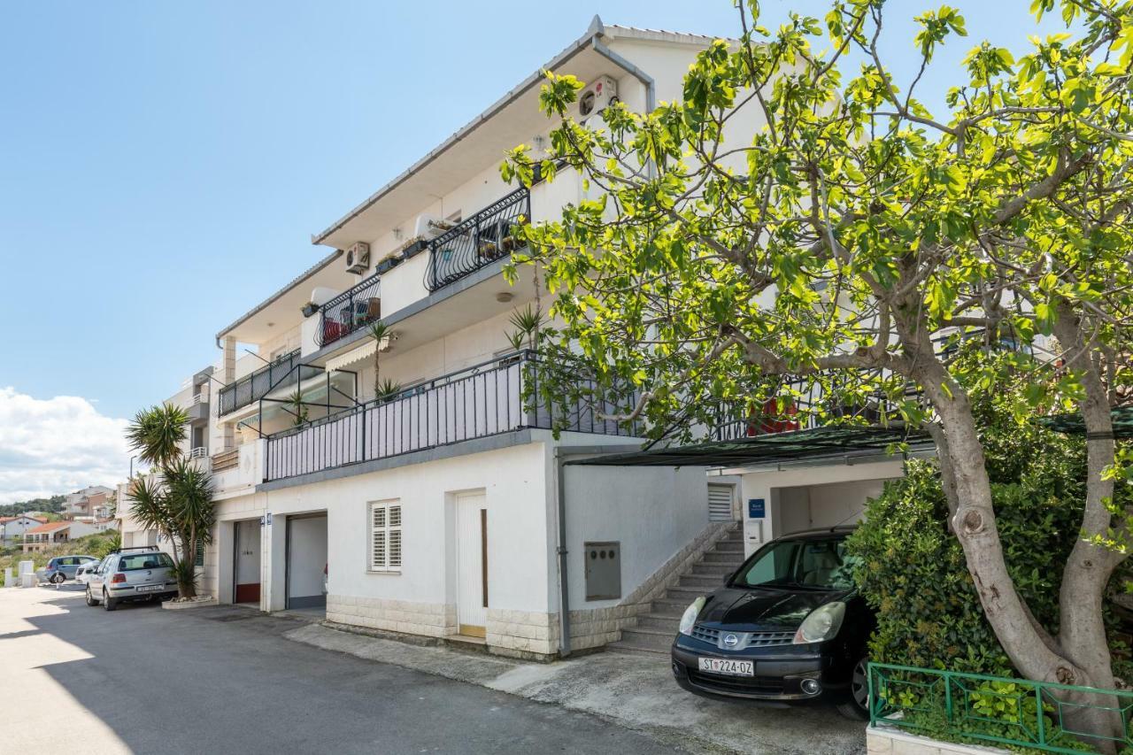 Apartments Rogulj トロギール エクステリア 写真